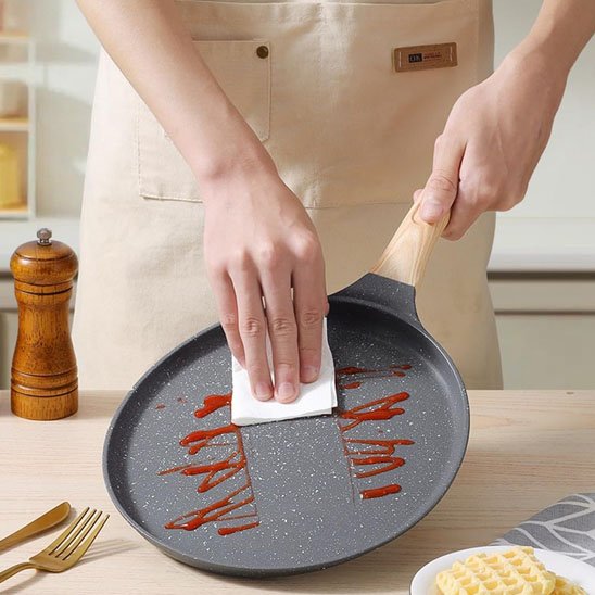 Crêpière Antiadhésive | Qualité Professionnelle-28cm